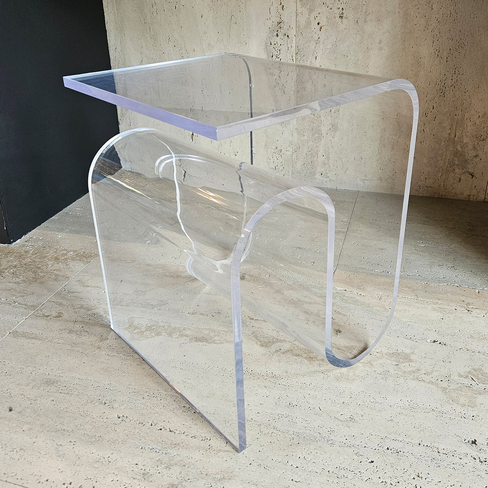 MESA TRANSPARENTE CHICA
