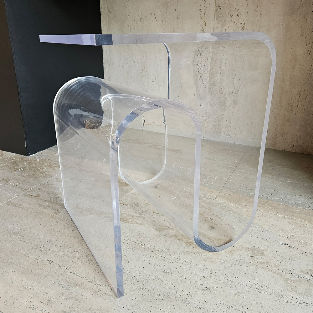 MESA TRANSPARENTE CHICA