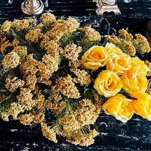 ARREGLO CALIDO DE FLORES AMARILLAS