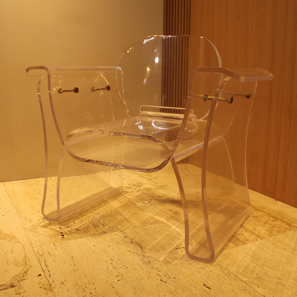 SILLÓN DE ACRILICO